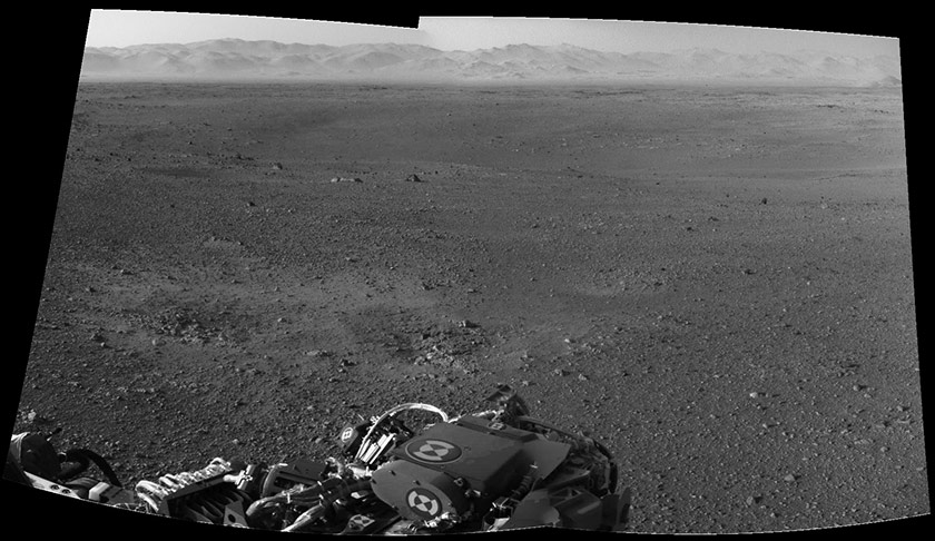 mars_msl_sol2_2navcam_mosaic_mhoward840